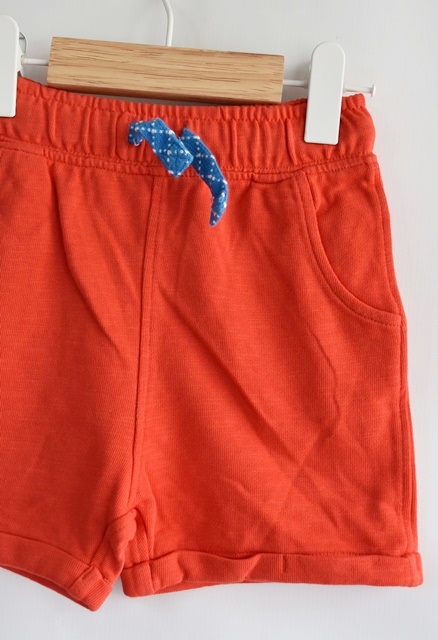 Kraťasy vel. 18 - 24m, marks & spencer,92