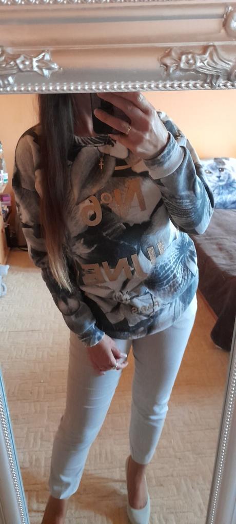 Sixth june paris mikina s orchidejemi, l