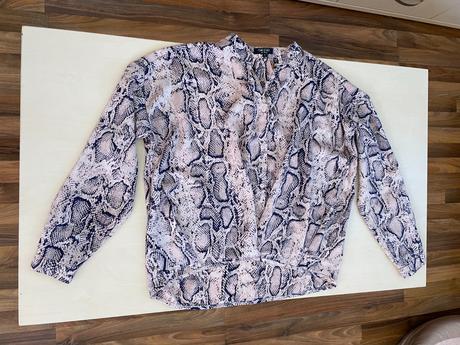 Hadí vzor top, vel s i více, feme stage, s