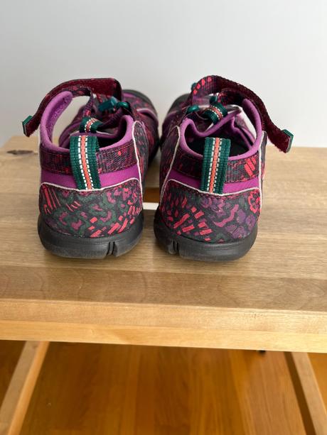 Sandále, keen,35