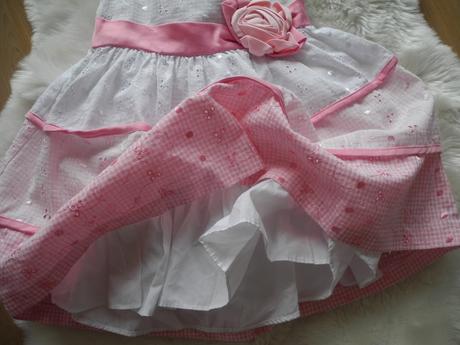 Šaty slavnostní, 92