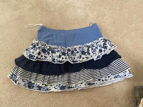 Volánková sukně, 110