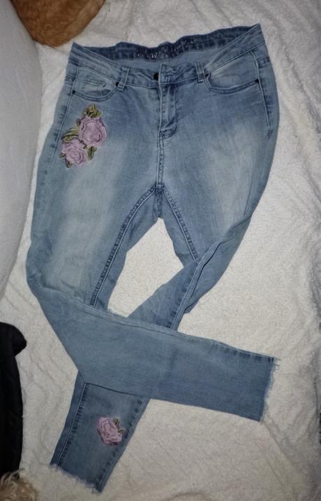 Džíny s výšivkou - vel.l, l