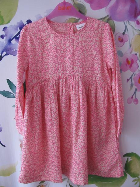Dívčí růžové šatičky s kytičkami, ladybird,104