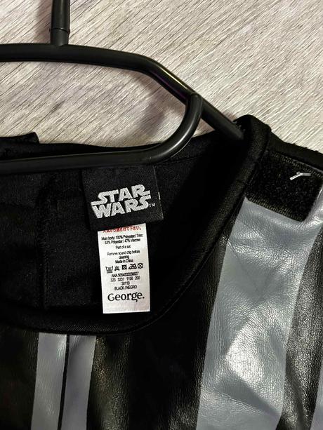 Prodám dětský kostým star wars 122-128,