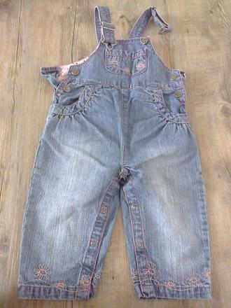 Lacláče vyšívané, 80