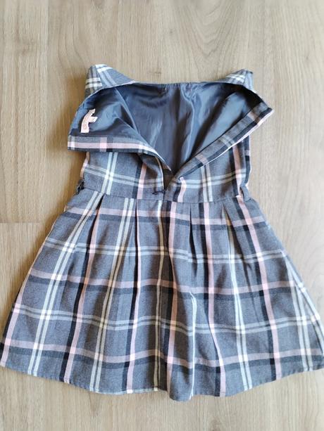 Slavnostní dívčí šaty c&a vel 110, c&a,110