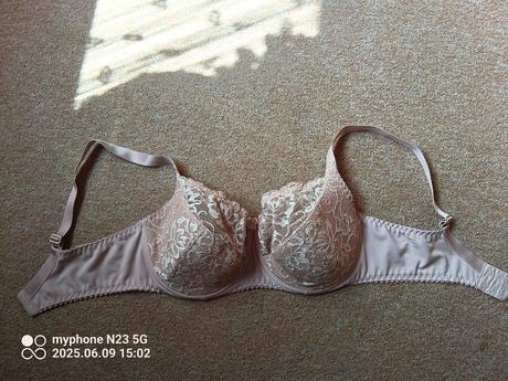 Podprsenka tělová zn."linia" vel."80g", linia,80g