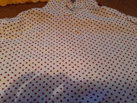 Rolák se srdíčky bílý, 86