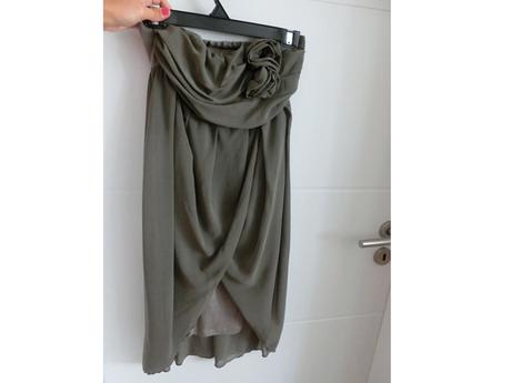 Šedé béžové nude šaty plesové koktejlky velikost s, s