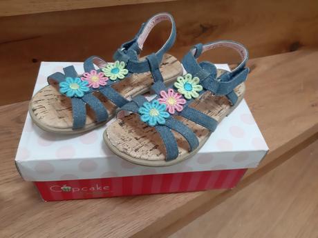 Top stav sandálky pro holčičku, 26
