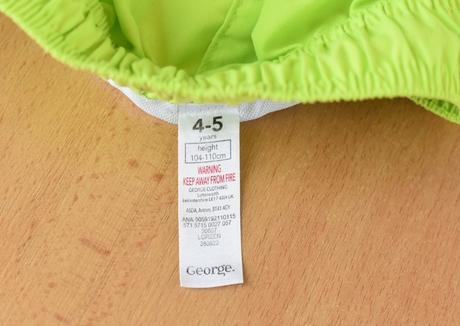 Kraťasy vel. 4 - 5 let, george,110