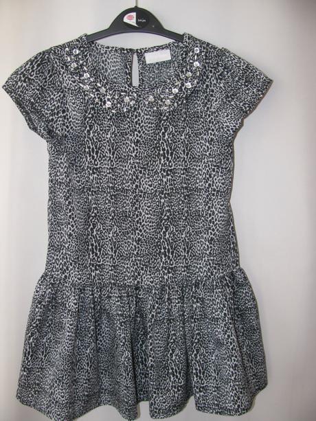 Letní dívčí šaty, 122