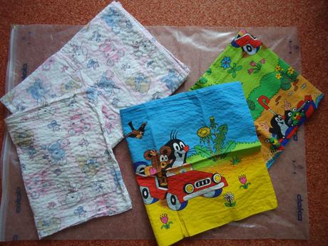 Dětská postýlka s příslušenstvím, 70,140