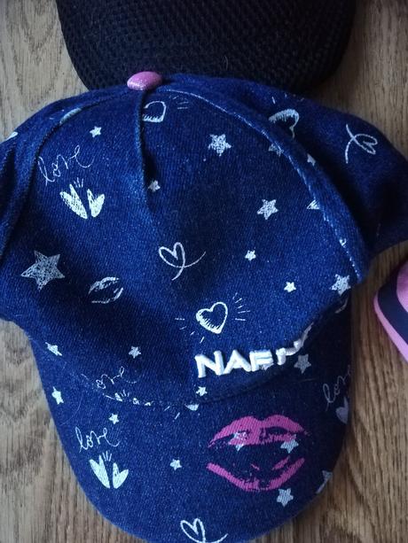 Kšiltovky dívčí vel. 52-54 cm., disney,50