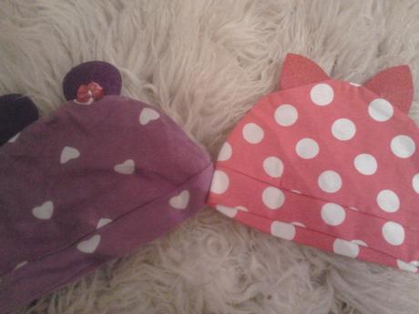 2 x čepice - obvod 38 cm, 68