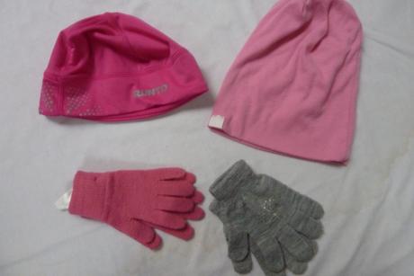 Čepice + rukavice cca 8/9let, 128