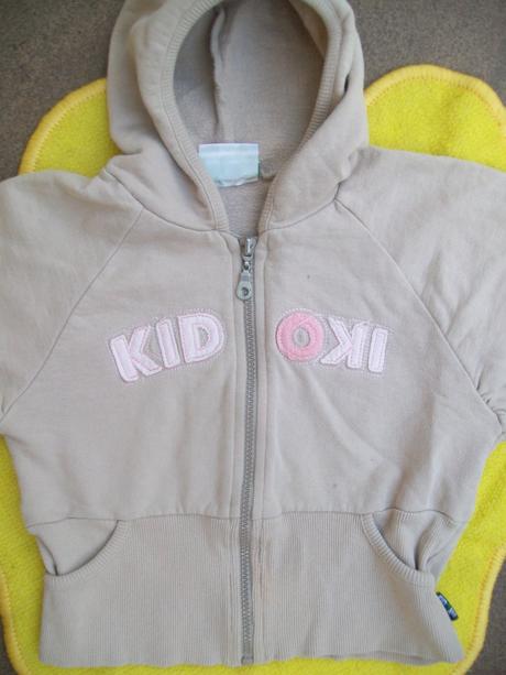 Mikina s kapucí, 116