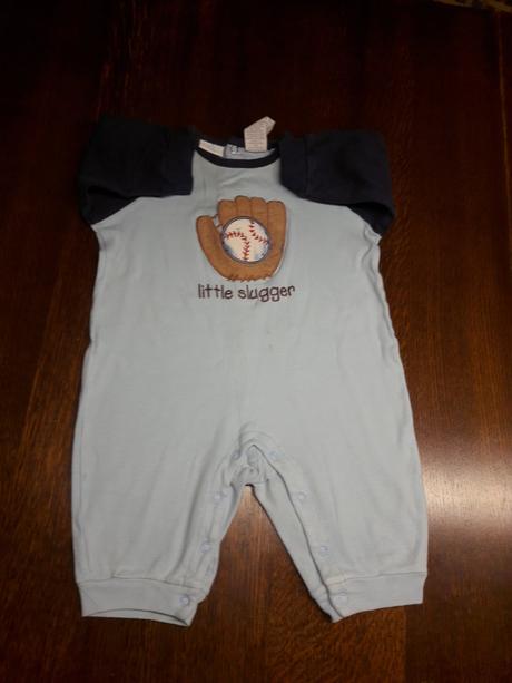 Kojenecký overal, 74