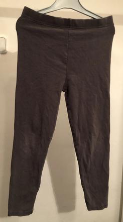 Šedé kratší legíny, 128