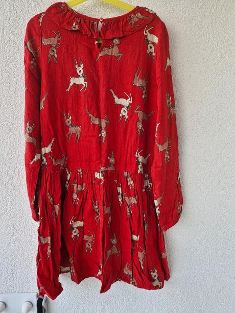 Vánoční šaty, 140