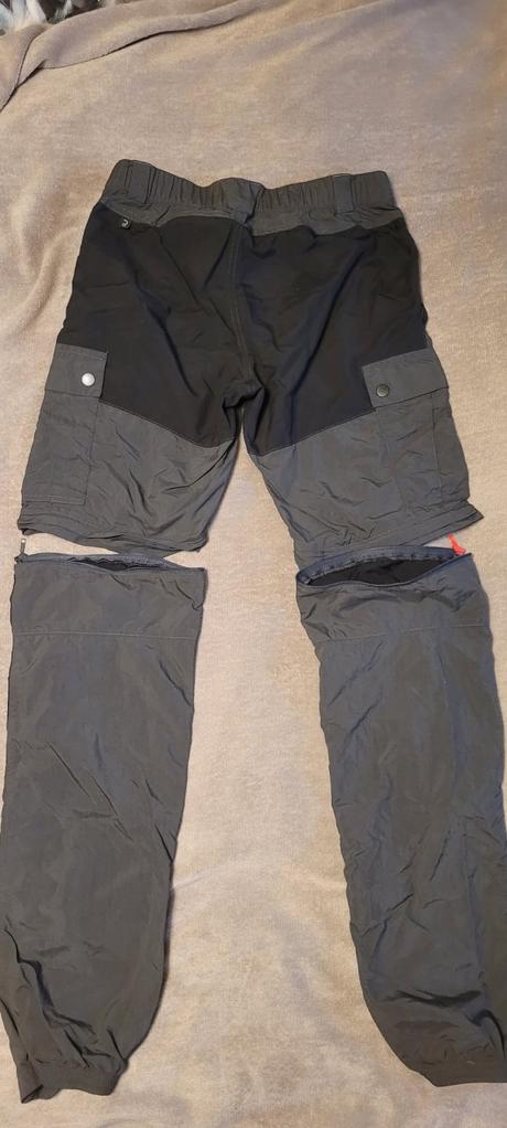 Turisticke kalhoty odepinaci nohavice, decathlon,164