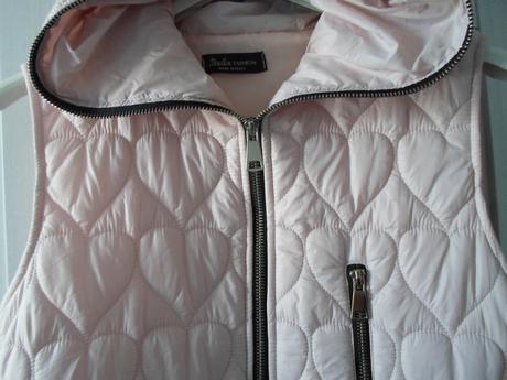 Růžová dlouhá delší zateplená vesta, s