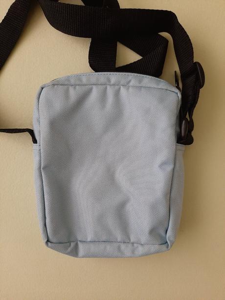 Taštička zn. puma, puma