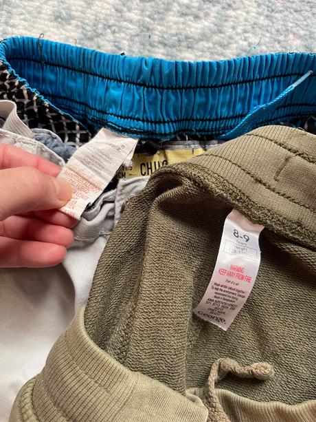 3 kratase vel.128/134, 134