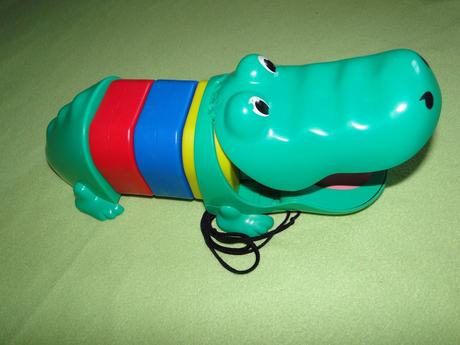 Velký krokodýl vkládací- polyká kostky, tahací,