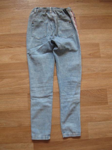 Džíny, 146
