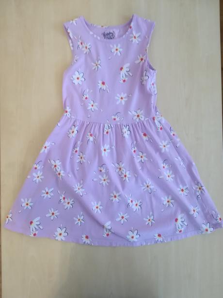 Bavlněné šaty s kytičkami, c&a,134