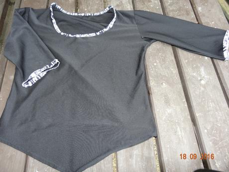 Černá halenka, 140