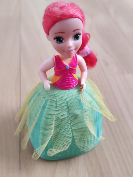 Panenka cupcake surprise - zmrzlinový pohár, 