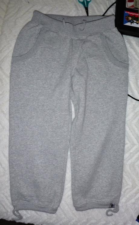 Bezva 3/4 tepláky se čtyřlístkem - vel.m, m