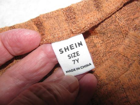 Hezká pružná dívčí halenka, 122