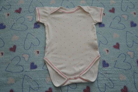 bílé body s hvězdičkami a srdíčky, kids,86