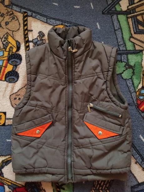 Tmavě zelená vesta, good children,116