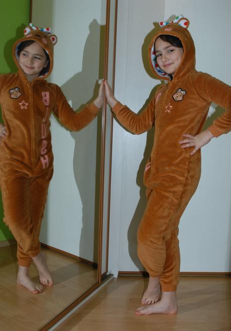 Chlupatý hebký dívčí overal slečna mevídková bbc, george,134