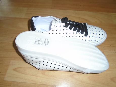 Tenisky puntík vel 39 25 cm nepromokavé, primark,39