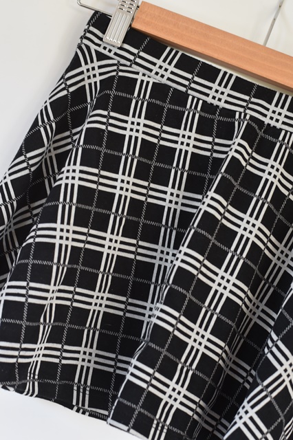 Sukně vel. 9 let, new look,134