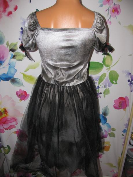 Karnevalový kostým - halloween, zombie,upírka apod,