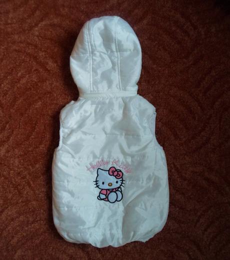 Bílá zateplená vesta vestička s kapucí hello kitty, 116