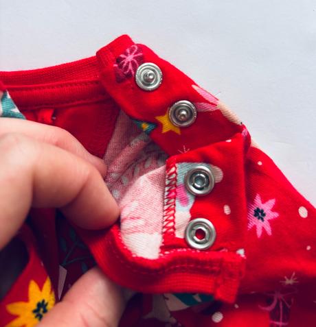 Ob/ šaty vánoční - v.3/6 měs. zn. f&f, 68