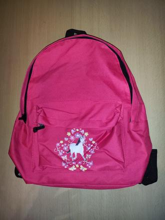 Růžový batoh, 