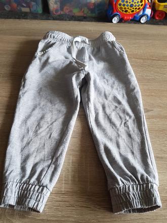 Dívčí tepláky značky girlswear, velikost 3 roky., 98