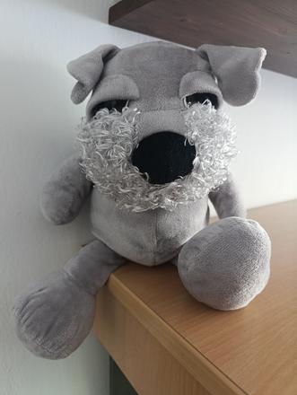 Plyšák šedý pes, 
