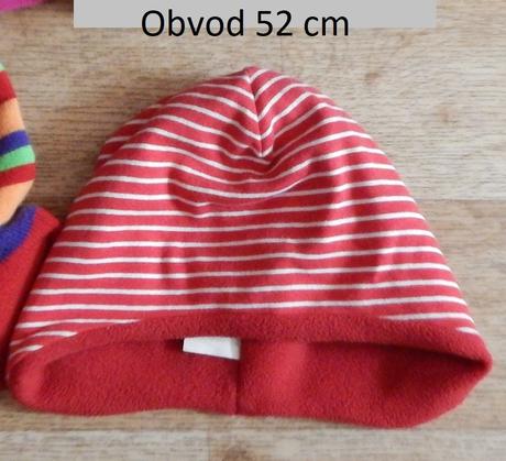 Dětské zimní čepice a rukavice, 