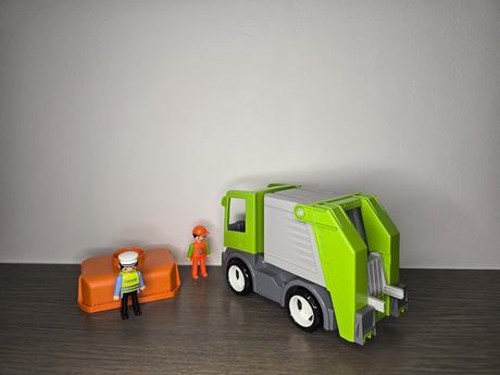 Igráčkovo popelářské auto, 2 nástavby, 2 panáčci, 