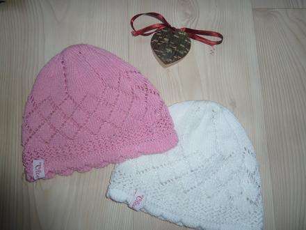 Krajkové pletené čepice, vlček,104